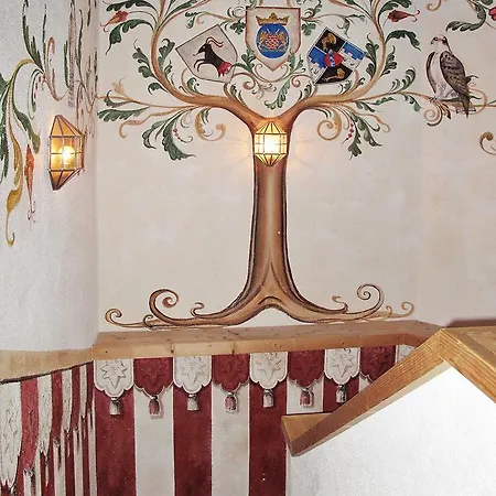 Apartmán Burg Biedenegg 200w