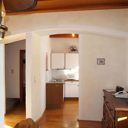 Apartmán Burg Biedenegg 200w